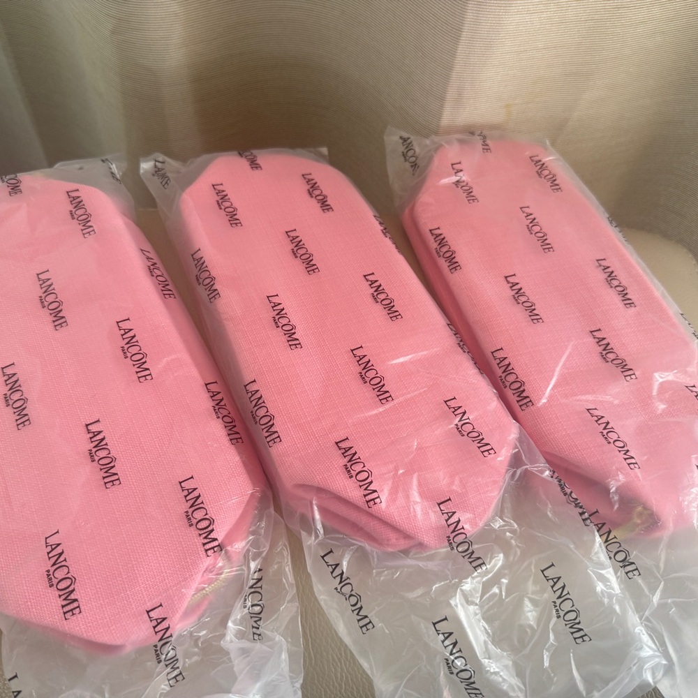 lots of Lancôme Pink Cosmetic Pouches，set of three